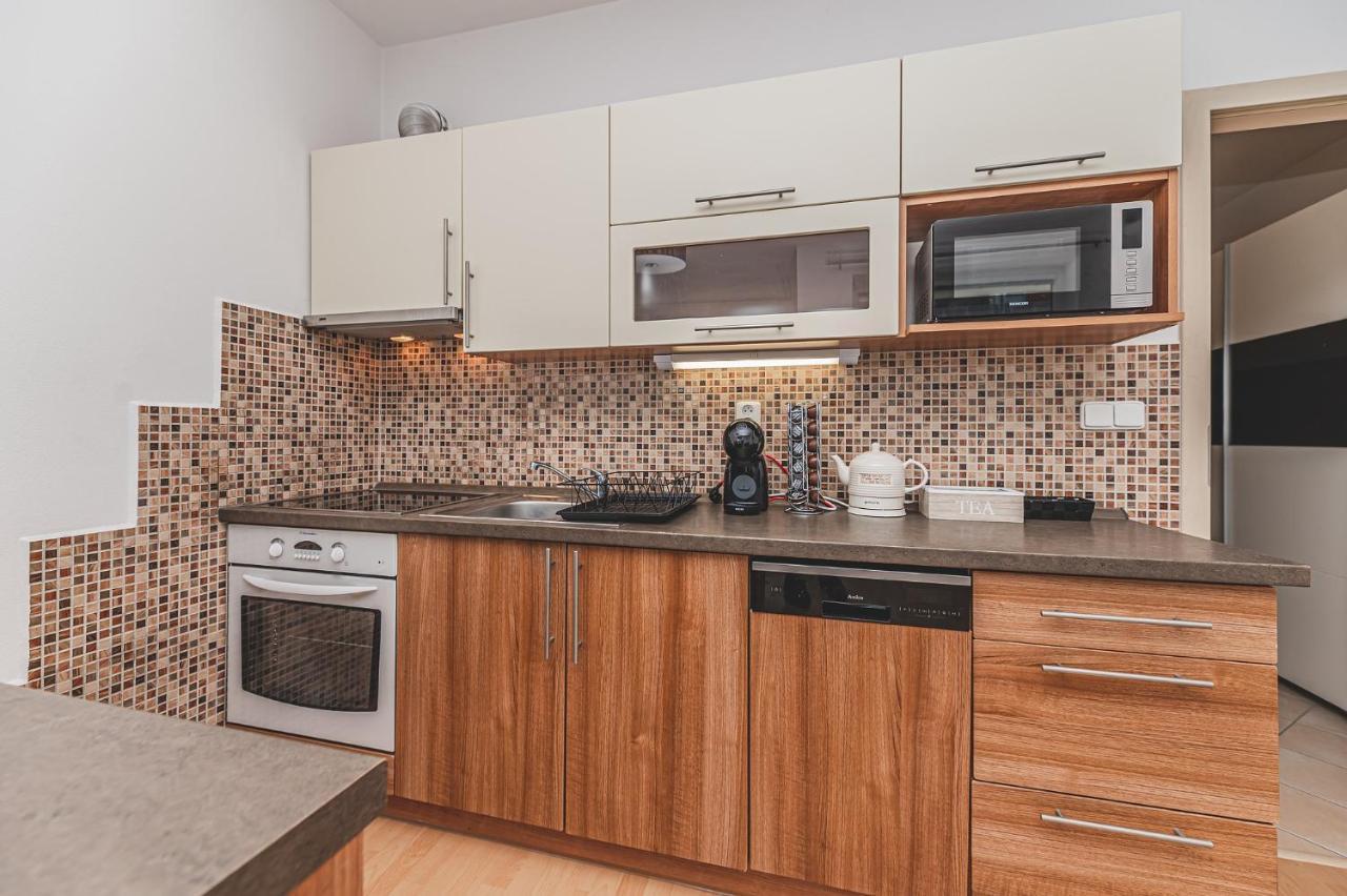 °°°Carolina'S Modern Apartment °°° Hradec Králové Eksteriør bilde